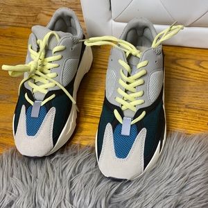 Yeezy 700